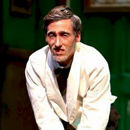 'Alfie' in One Man, Two Guvnors ©Simon Vail